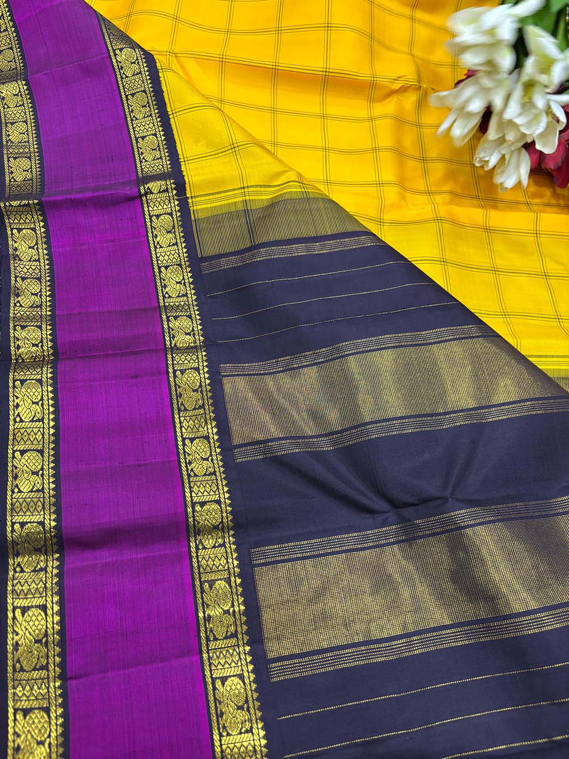 Yellow Handloom Kanjeevaram Checks Pure Silk Saree - Luxurion World