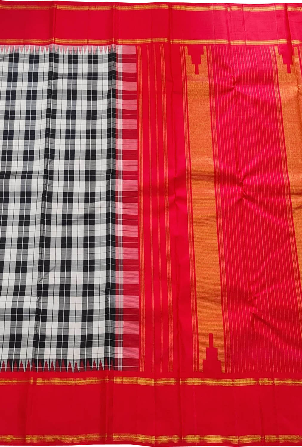 Black & White Handloom Kanjeevaram Pure Silk Checks Saree - Luxurion World
