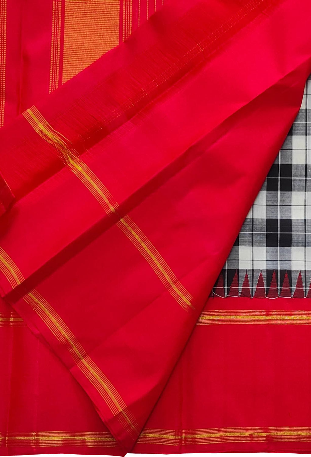 Black & White Handloom Kanjeevaram Pure Silk Checks Saree - Luxurion World