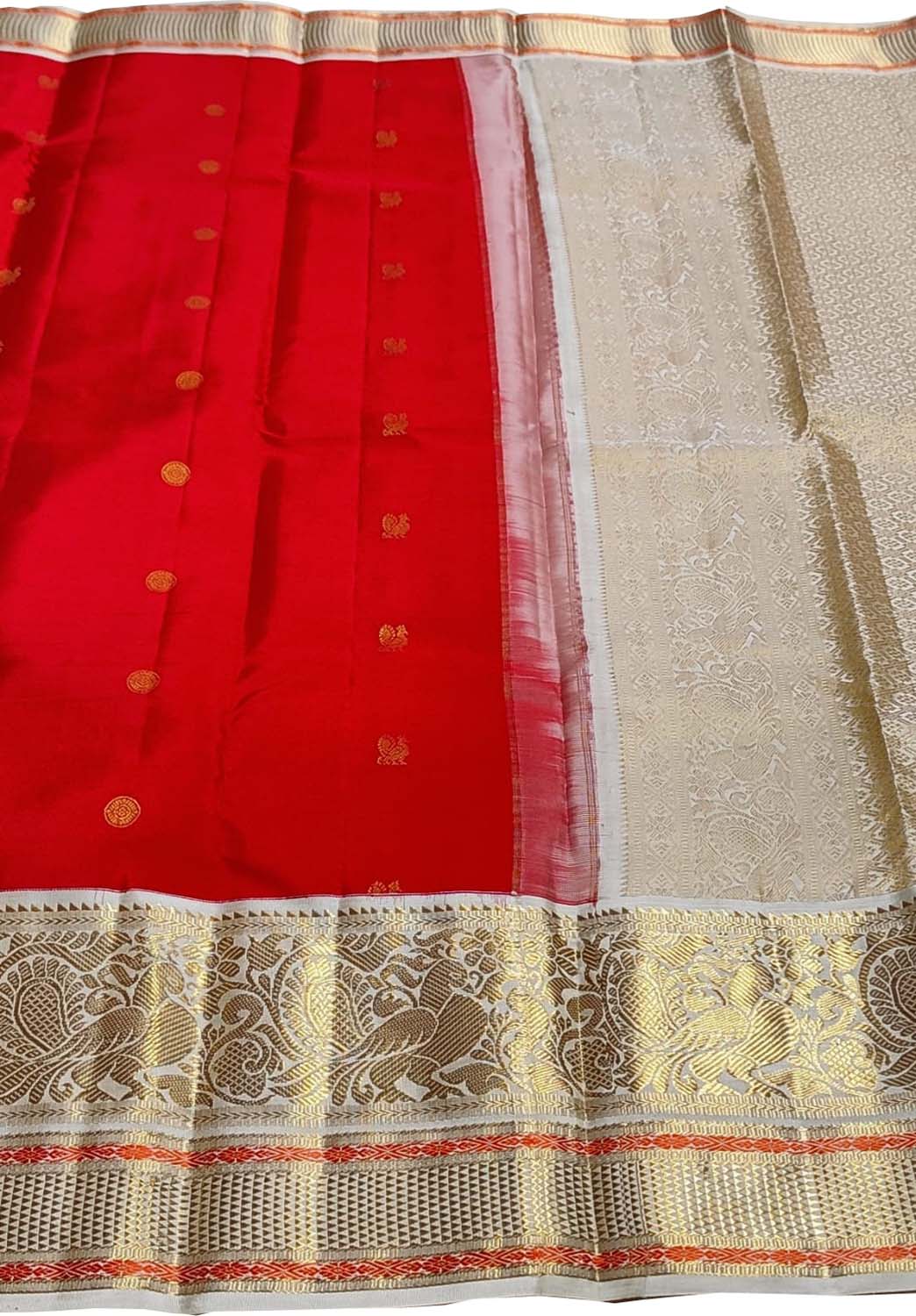 Red And White Handloom Kanjeevaram Pure Silk Saree - Luxurion World