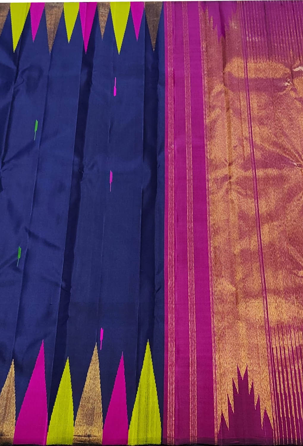 Royal Blue Kanjeevaram Pure Silk Saree - Handloom Elegance - Luxurion World