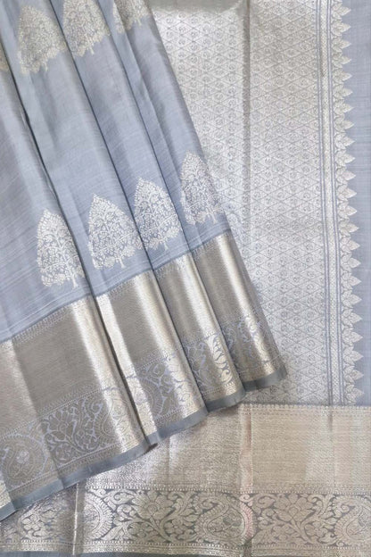 Exquisite Grey Kanjeevaram Pure Silk Saree - Handloom Beauty - Luxurion World
