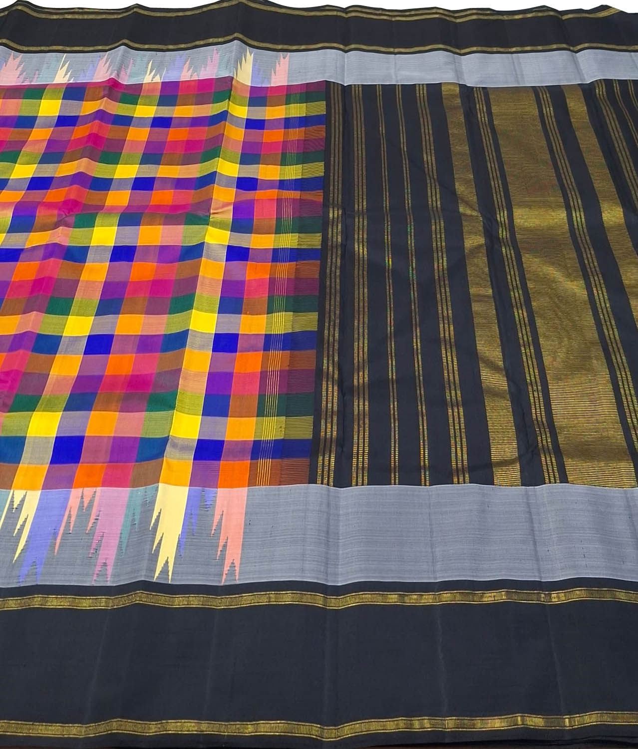 Exquisite Multicolor Kanjeevaram Handloom Pure Silk Saree - Luxurion World