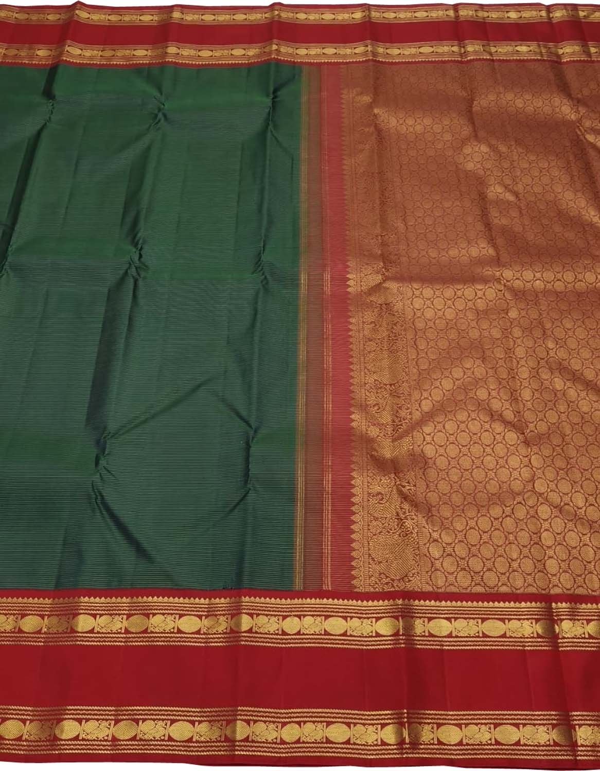 Green Pure Silk Handloom Kanjeevaram Saree - Elegant and Luxurious - Luxurion World