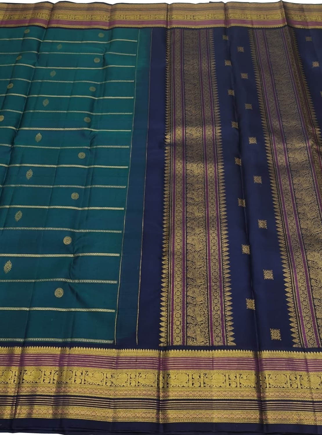 Green Blue Pure Silk Handloom Kanjeevaram Saree - Luxurion World