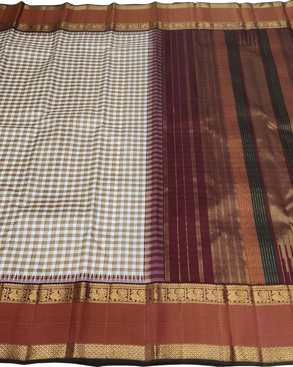 Off White Pure Silk Handloom Kanjeevaram Saree - Luxurion World