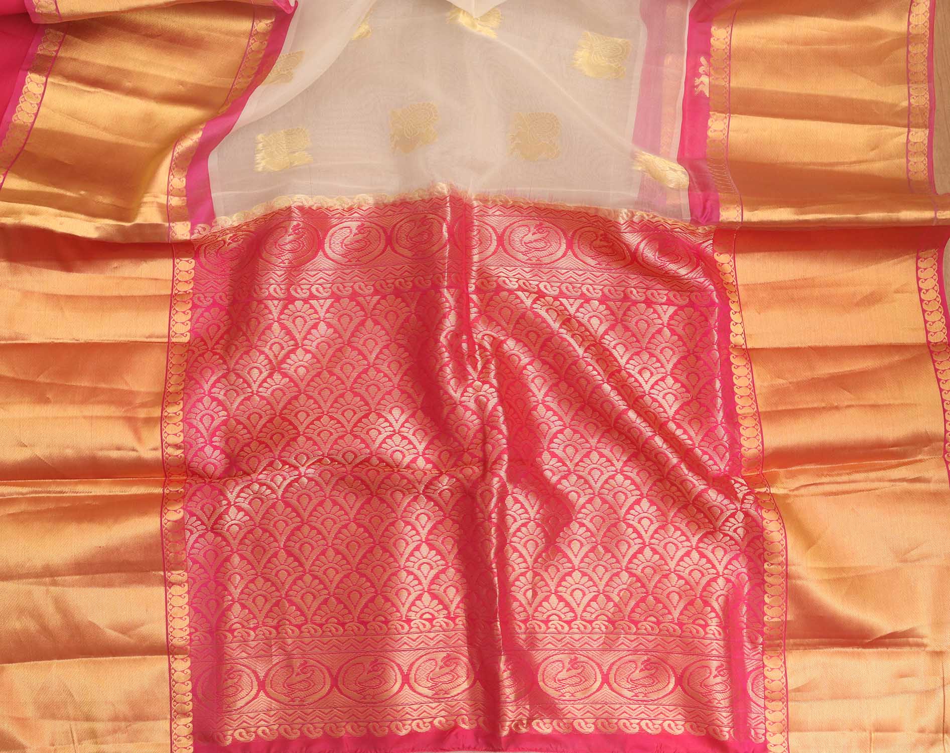 Off White And Pink Handloom Kanjeevaram Pure Organza Silk Saree - Luxurion World