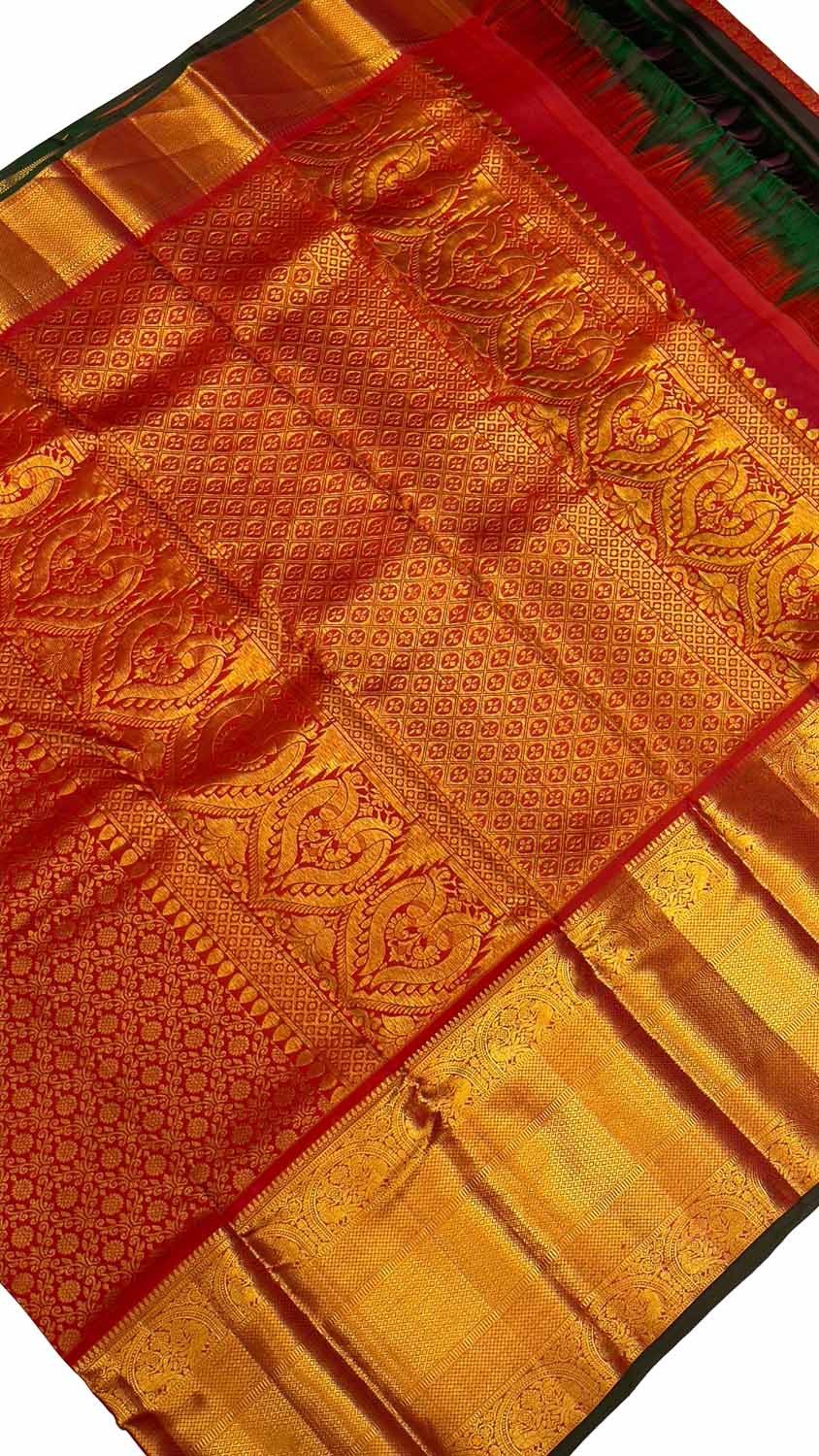 Exquisite Red Kanjeevaram Silk Saree - Luxurion World