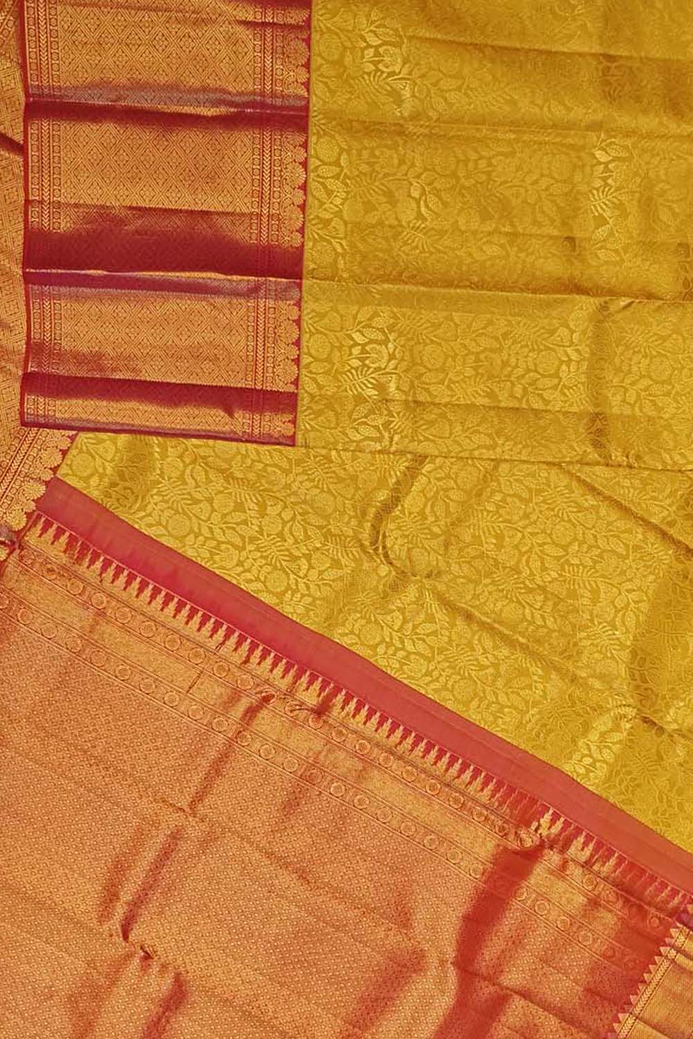 Exquisite Golden Handloom Kanjeevaram Pure Silk Saree - Luxurion World