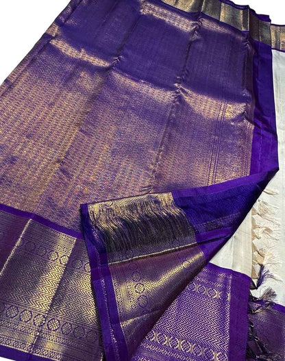 Off White Kanjeevaram Handloom Pure Silk Saree - Luxurion World