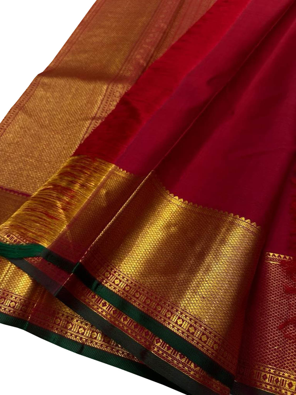Red Kanjeevaram Handloom Pure Silk Saree - Luxurion World