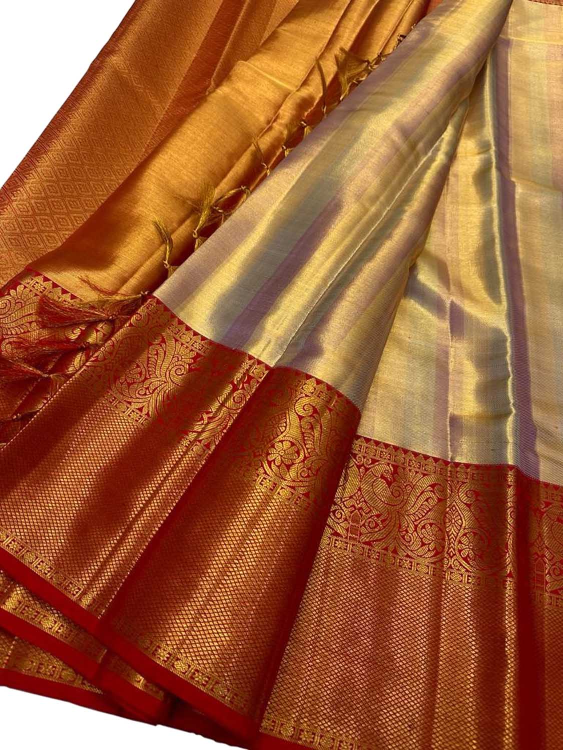 Golden Kanjeevaram Handloom Pure Silk Saree - Luxurion World