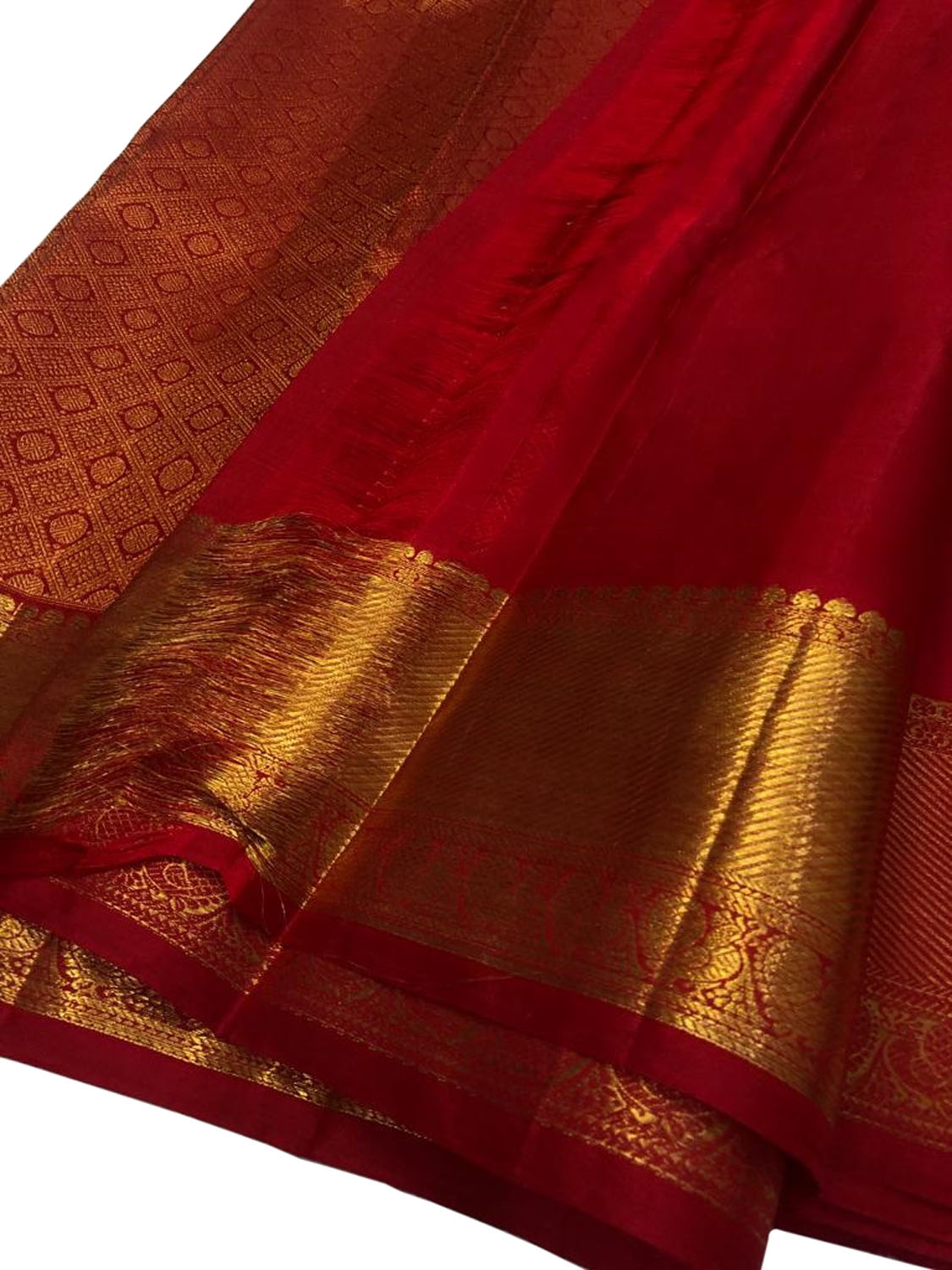 Exquisite Red Kanjeevaram Handloom Pure Silk Saree: Timeless Elegance - Luxurion World