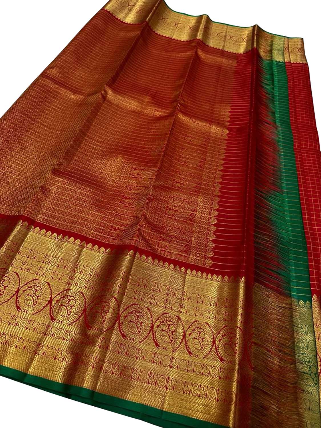 Exquisite Red Kanjeevaram Handloom Pure Silk Saree: Timeless Elegance - Luxurion World