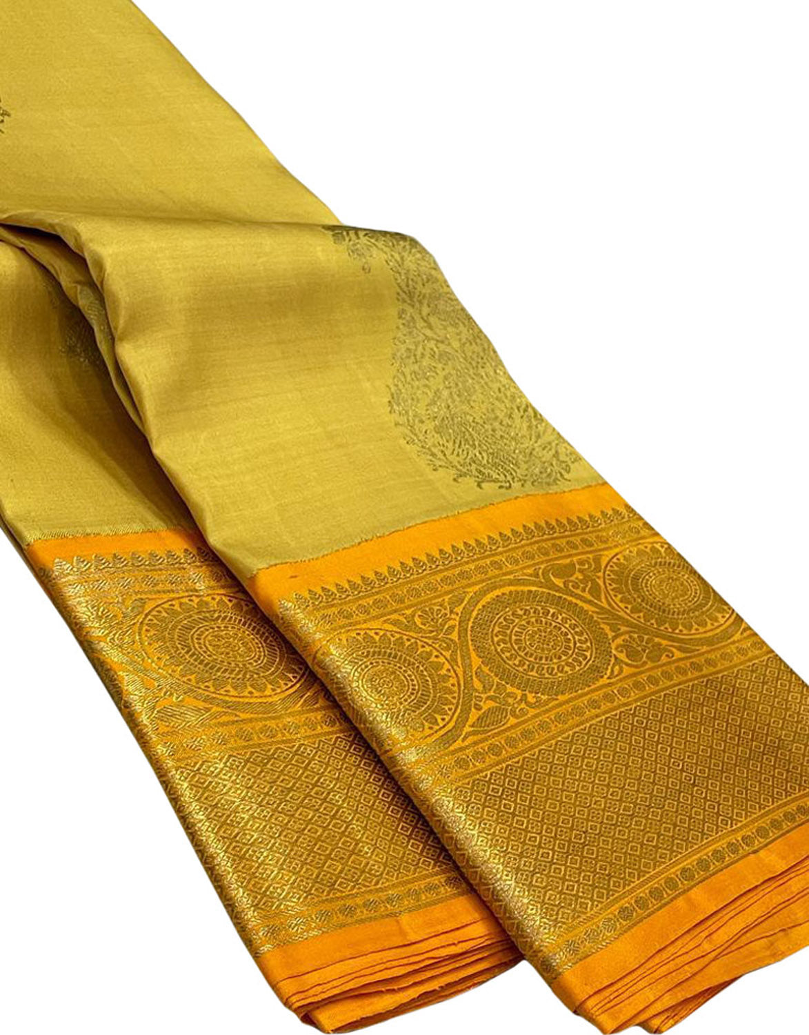 Exquisite Yellow Kanjeevaram Handloom Pure Silk Saree: Timeless Elegance - Luxurion World