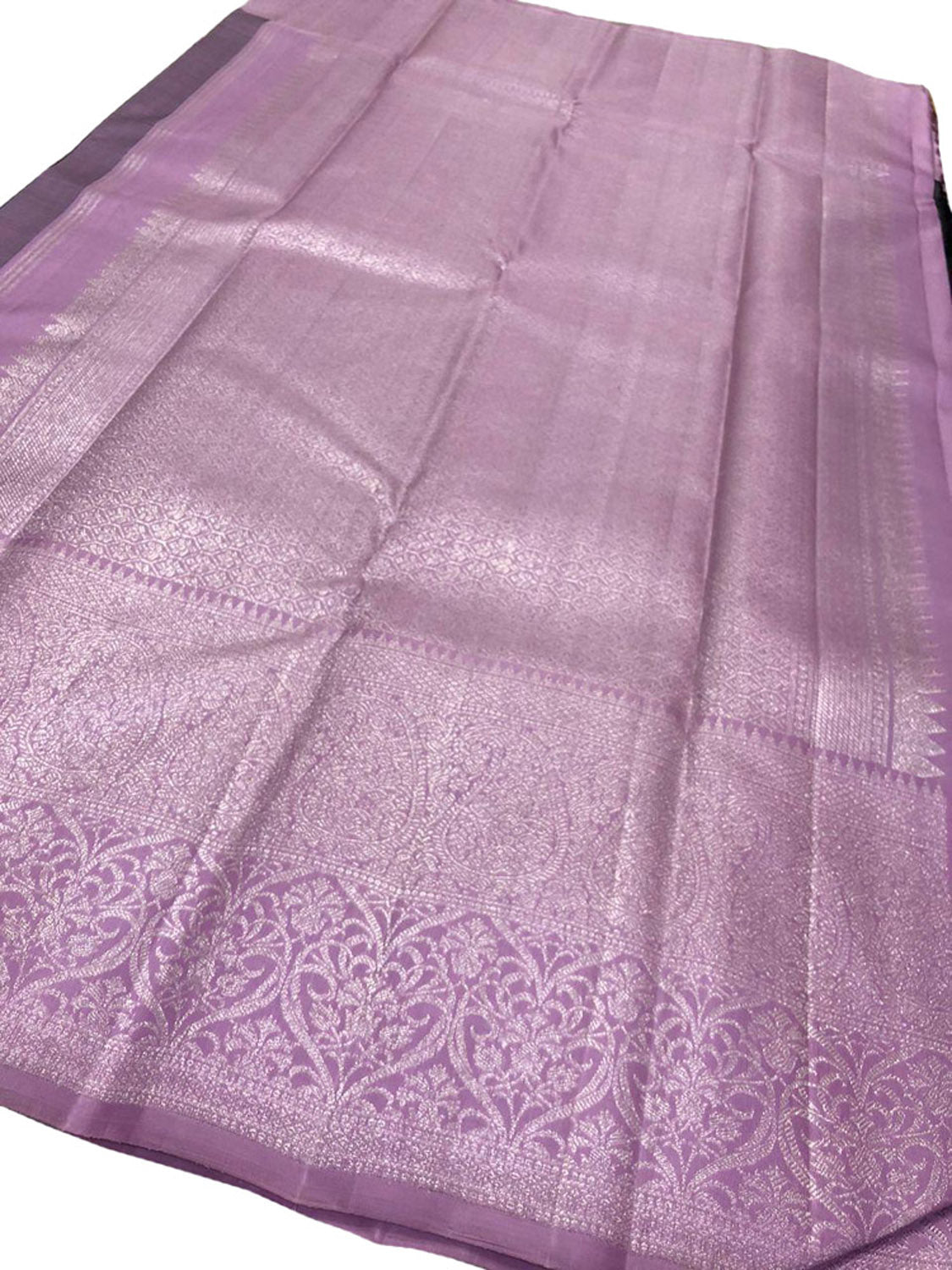 Elegant Black Kanjeevaram Handloom Pure Silk Saree - Luxurion World