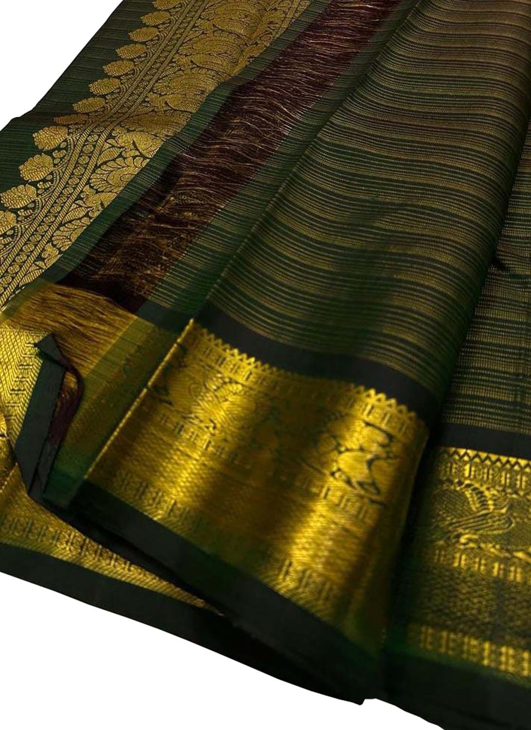 Exquisite Green Kanjeevaram Handloom Pure Silk Saree: Timeless Elegance - Luxurion World