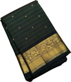 Exquisite Green Kanjeevaram Handloom Pure Silk Saree: Timeless Elegance - Luxurion World