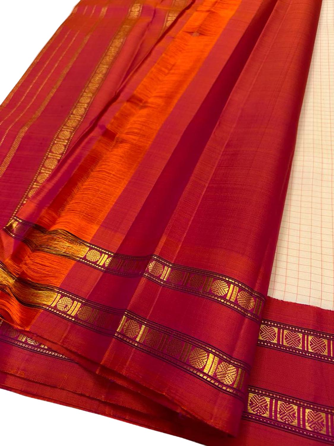 Elegant Off White Kanjeevaram Handloom Pure Silk Saree - Luxurion World
