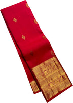 Exquisite Red Kanjeevaram Handloom Pure Silk Saree: Timeless Elegance - Luxurion World