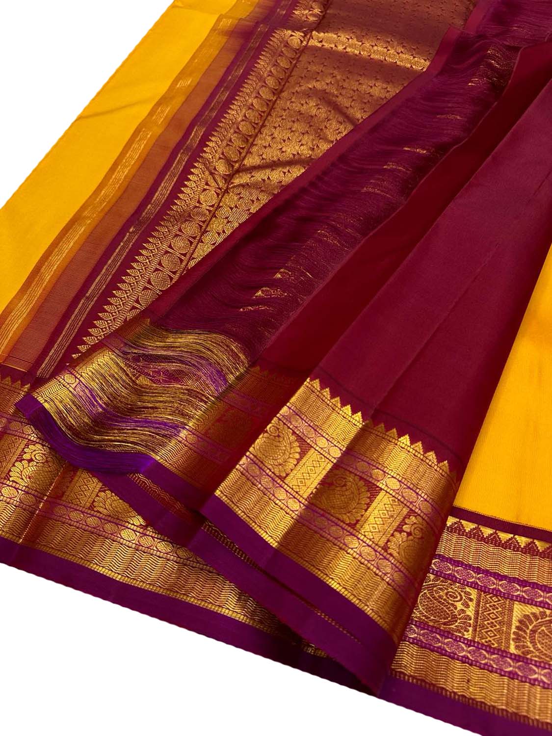 Exquisite Yellow Kanjeevaram Handloom Pure Silk Saree: Timeless Elegance - Luxurion World