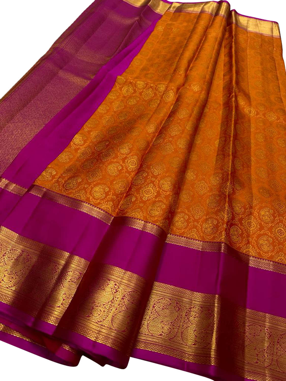 Exquisite Orange Kanjeevaram Handloom Pure Silk Saree: A Timeless Elegance - Luxurion World