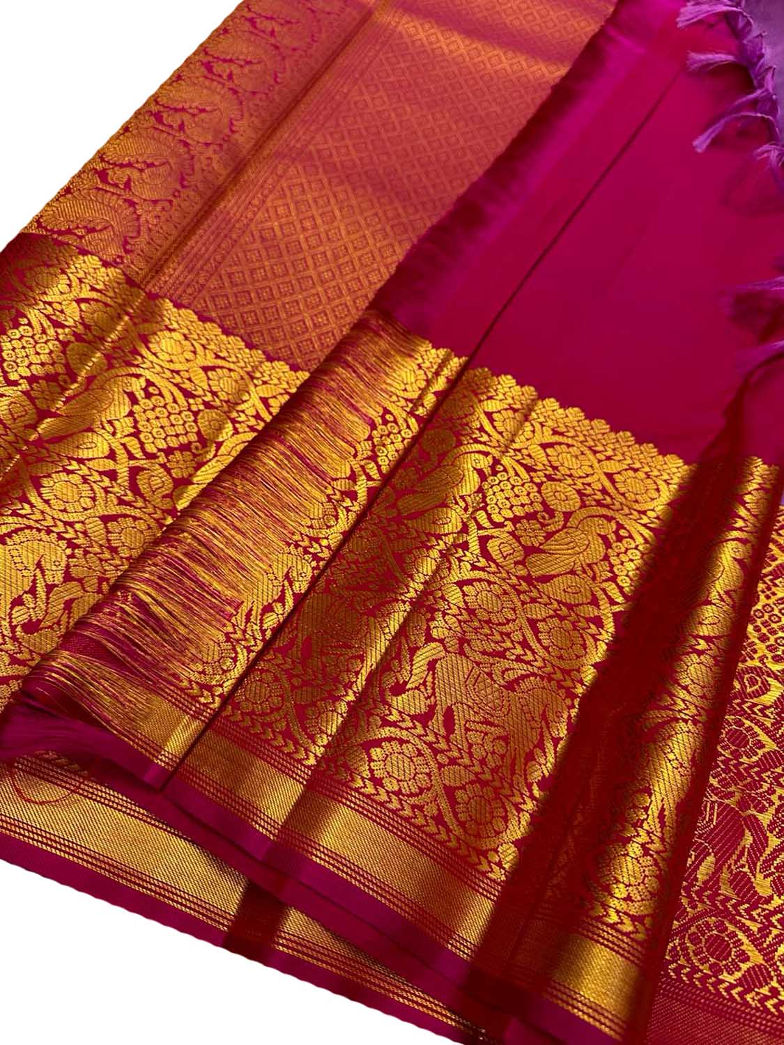 Exquisite Purple Kanjeevaram Handloom Pure Silk Saree: Timeless Elegance - Luxurion World