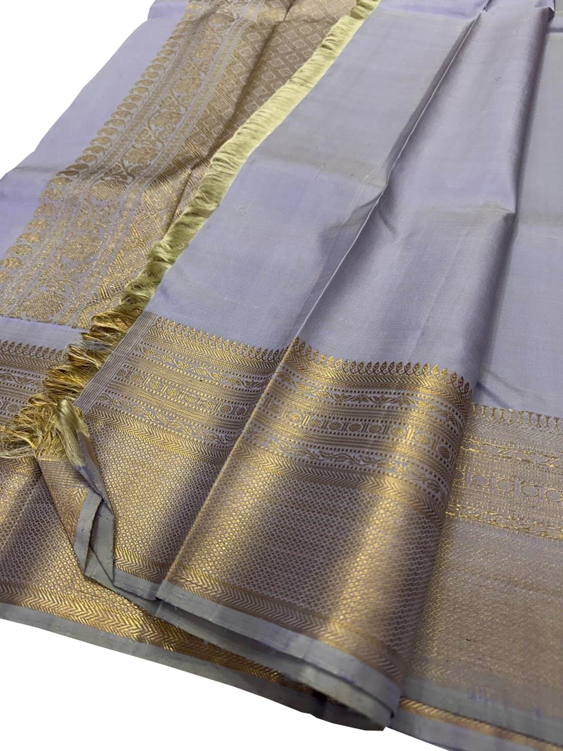 Exquisite Grey Kanjeevaram Handloom Silk Saree - Luxurion World