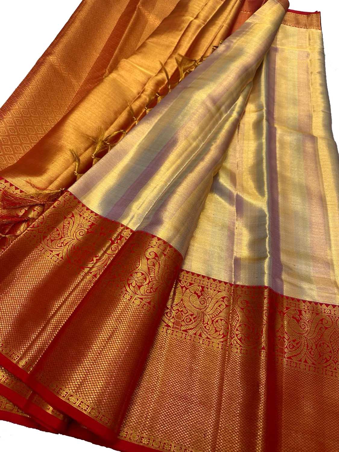 Exquisite Golden Kanjeevaram Silk Saree - Handloom Pure - Luxurion World
