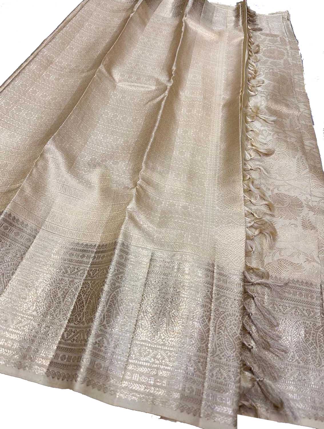 Exquisite Silver Handloom Kanjeevaram Pure Silk Saree - Luxurion World
