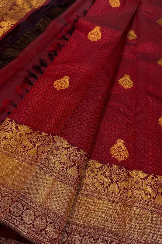 Maroon Handloom Kanjeevaram Pure Silk Saree - Luxurion World