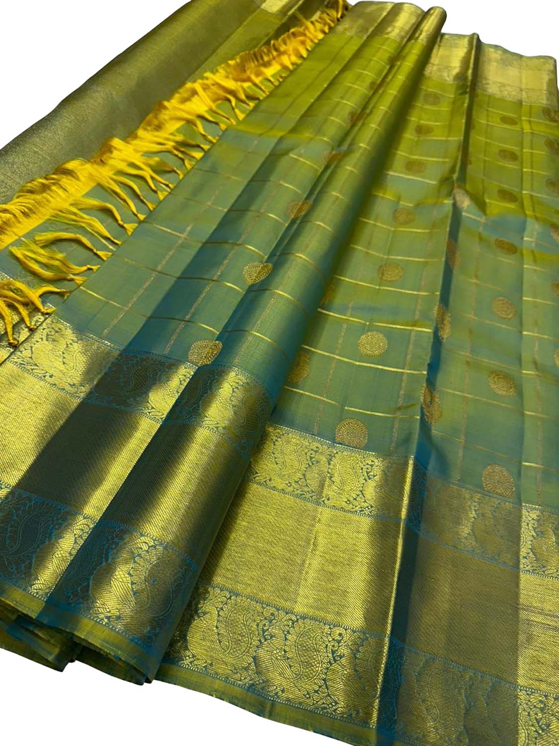 Green Handloom Kanjeevaram Pure Silk Saree - Elegant and Luxurious - Luxurion World