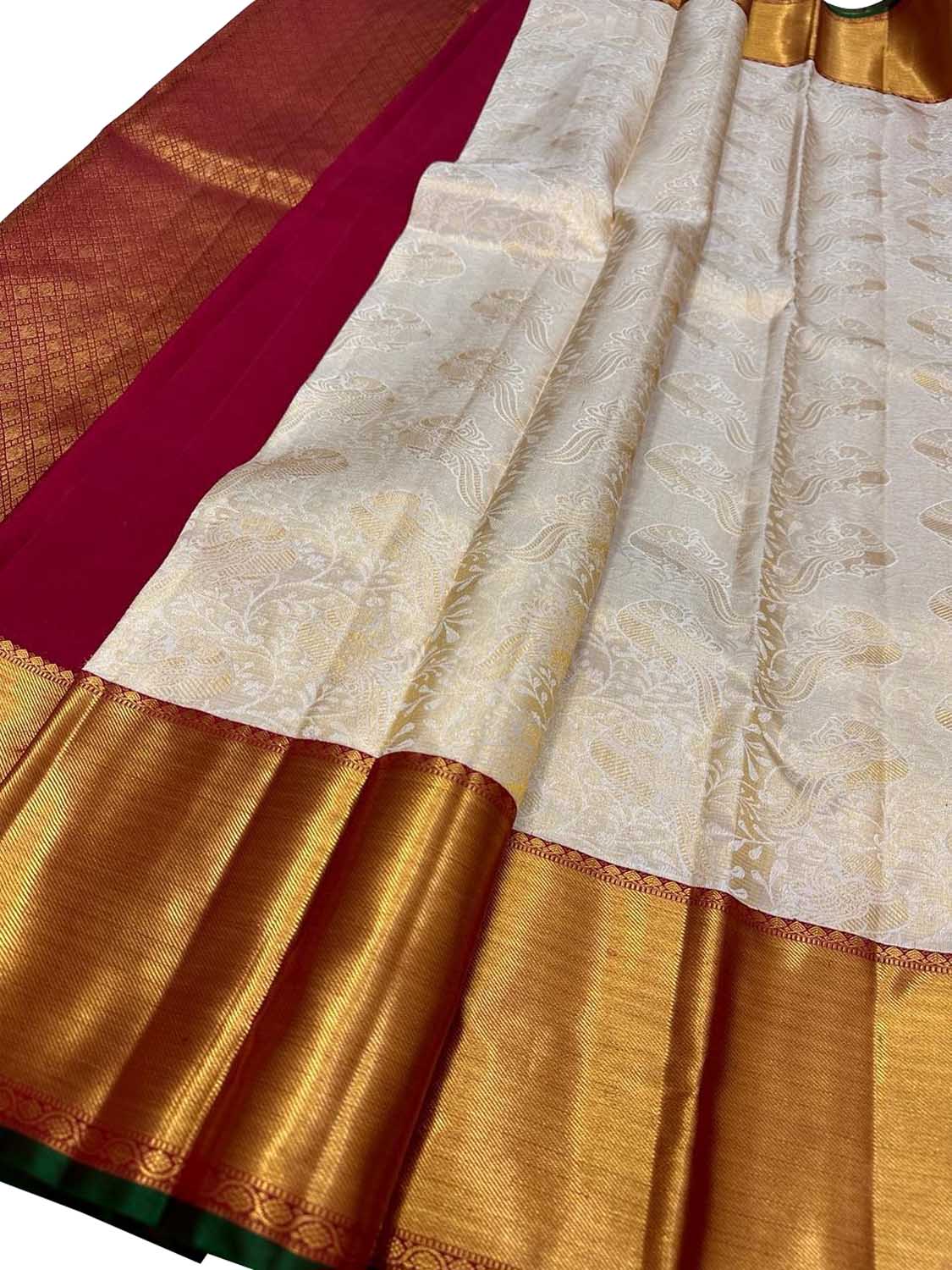 Elegant Off White Kanjeevaram Silk Saree - Luxurion World