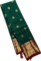 Green Handloom Kanjeevaram Pure Silk Saree - Elegant and Luxurious - Luxurion World