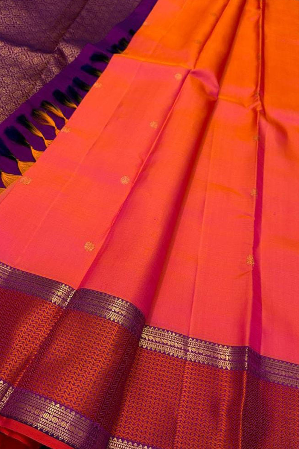 Exquisite Pink Kanjeevaram Silk Saree - Handloom Beauty - Luxurion World