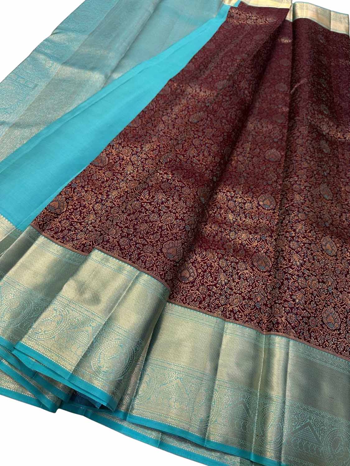 Exquisite Maroon Kanjeevaram Silk Saree - Luxurion World