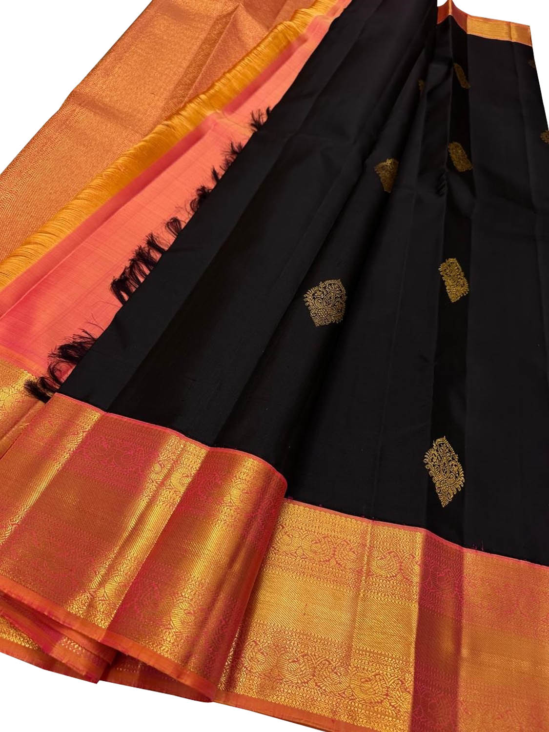 Exquisite Black Kanjeevaram Handloom Silk Saree - Luxurion World