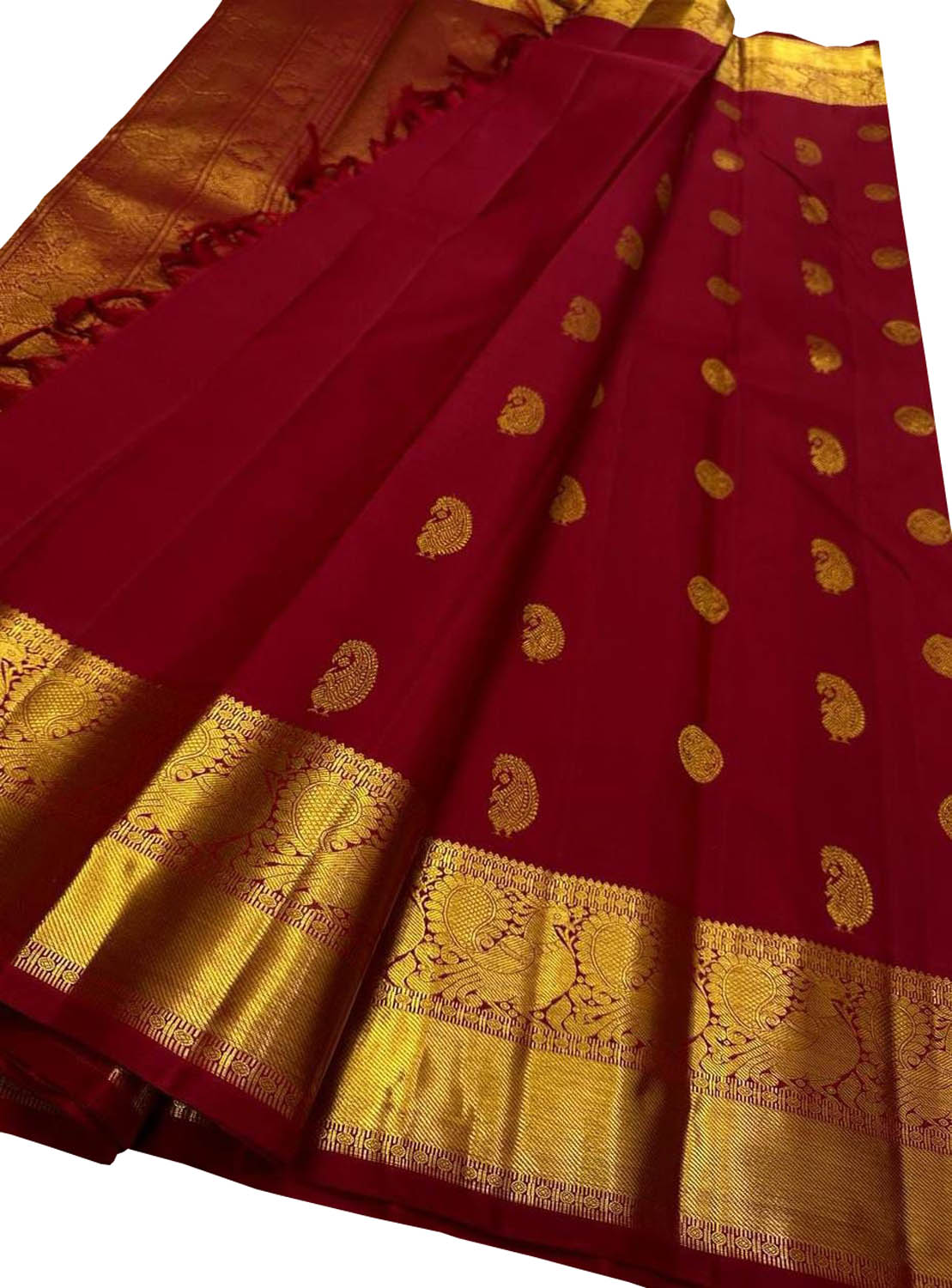 Exquisite Maroon Kanjeevaram Silk Saree - Luxurion World