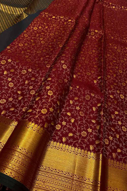 Handloom Beauty: Red Kanjeevaram Pure Silk Saree - Luxurion World