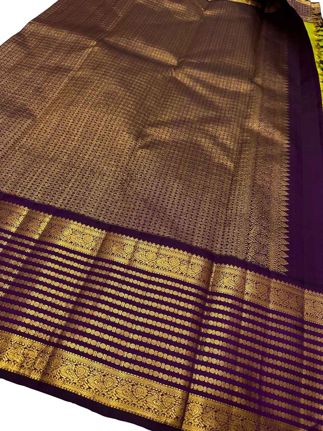 Green Kanjeevaram Pure Silk Saree - Handloom Elegance - Luxurion World