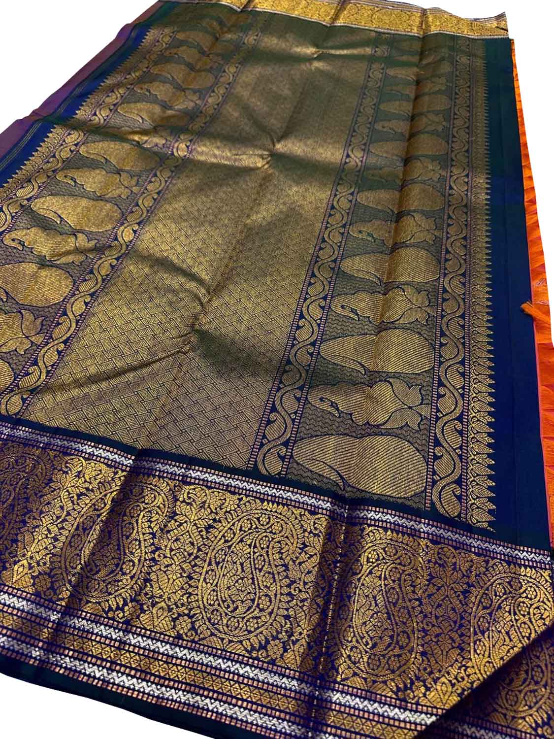 Exquisite Pink Handloom Kanjeevaram Silk Saree - Luxurion World