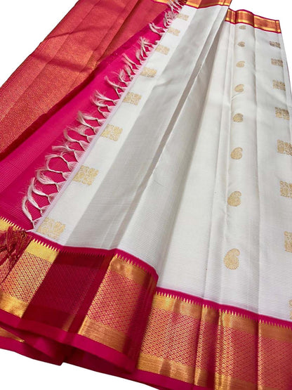 Elegant Off White Silk Saree with Handloom Kanjeevaram - Luxurion World