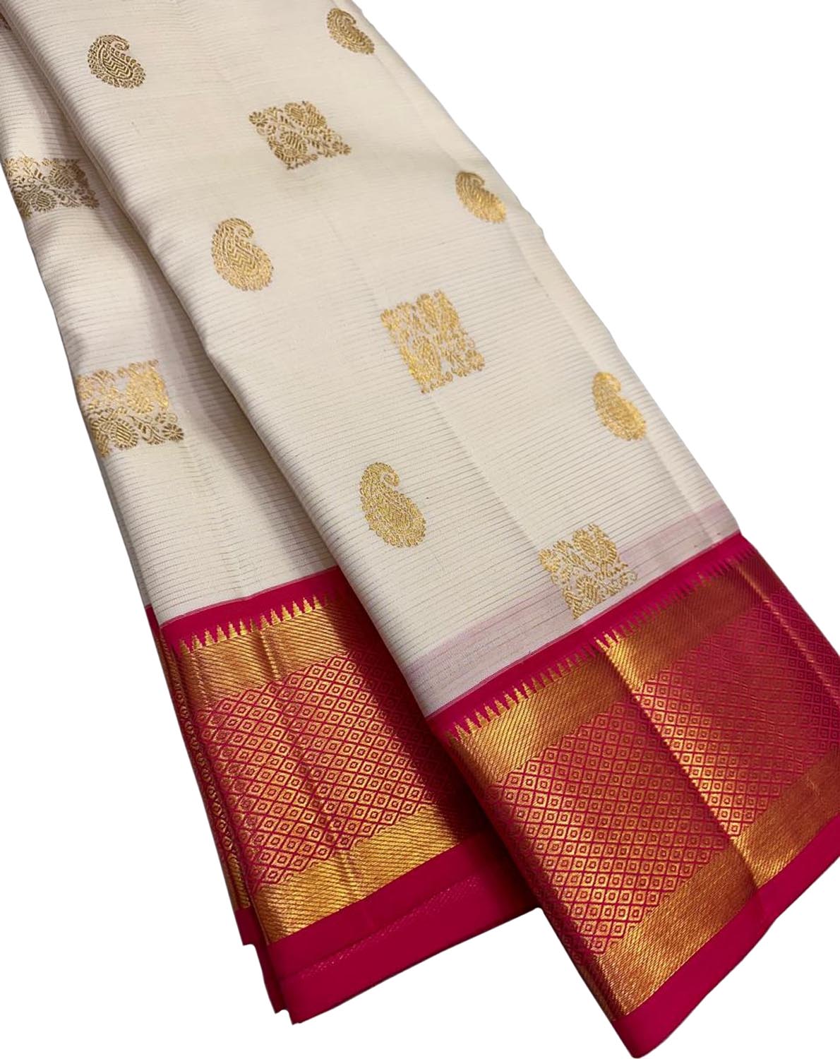 Elegant Off White Silk Saree with Handloom Kanjeevaram - Luxurion World