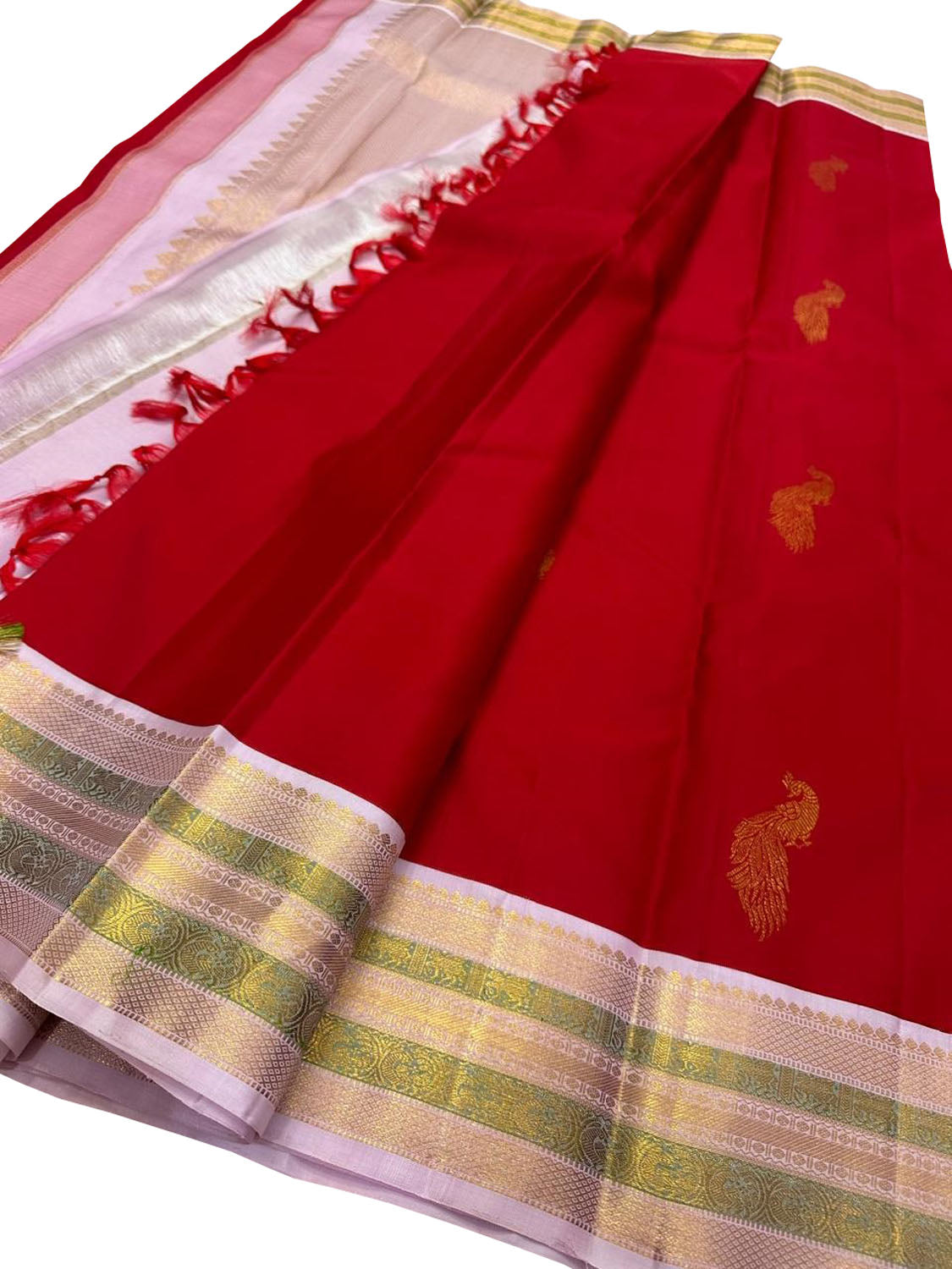 Exquisite Red Handloom Kanjeevaram Silk Saree - Luxurion World