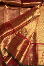 Exquisite Golden Kanjeevaram Handloom Pure Silk Saree - Luxurion World