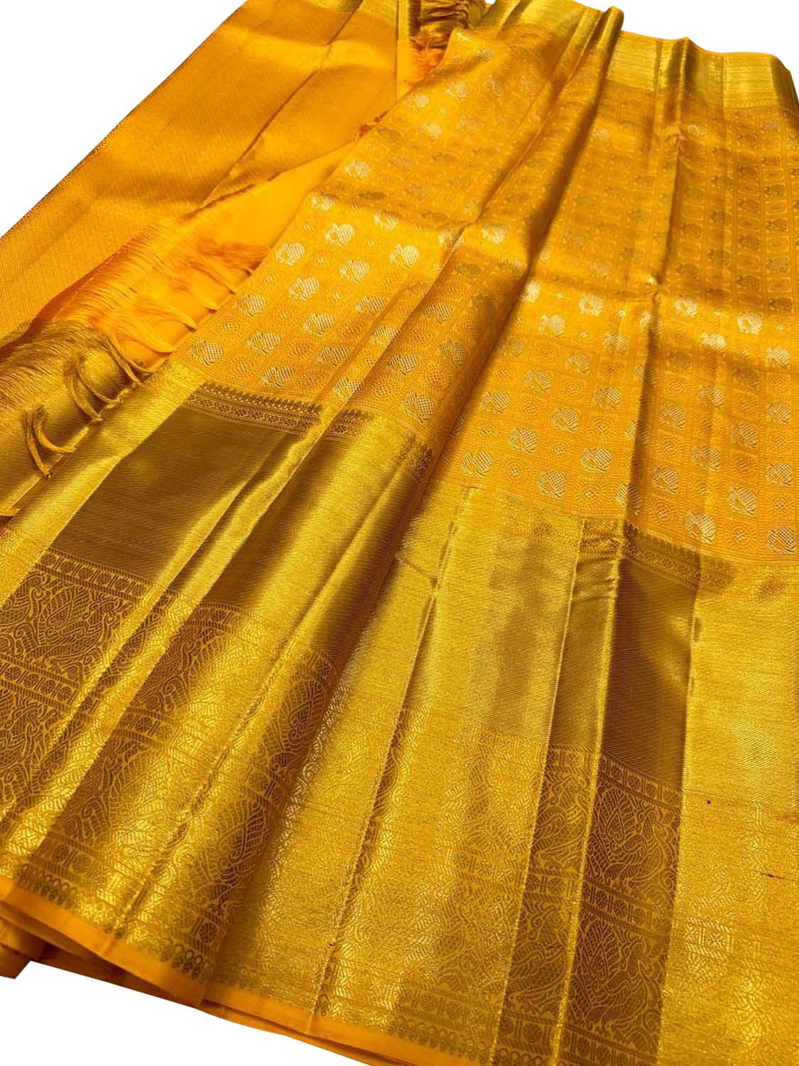 Golden Glow: Kanjeevaram Handloom Pure Silk Saree - Luxurion World