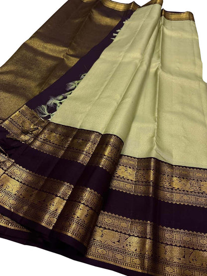 Green Handloom Kanjeevaram Pure Silk Saree - Pure Elegance - Luxurion World
