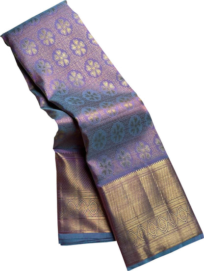 Exquisite Purple Handloom Kanjeevaram Silk Flower Design Saree - Luxurion World