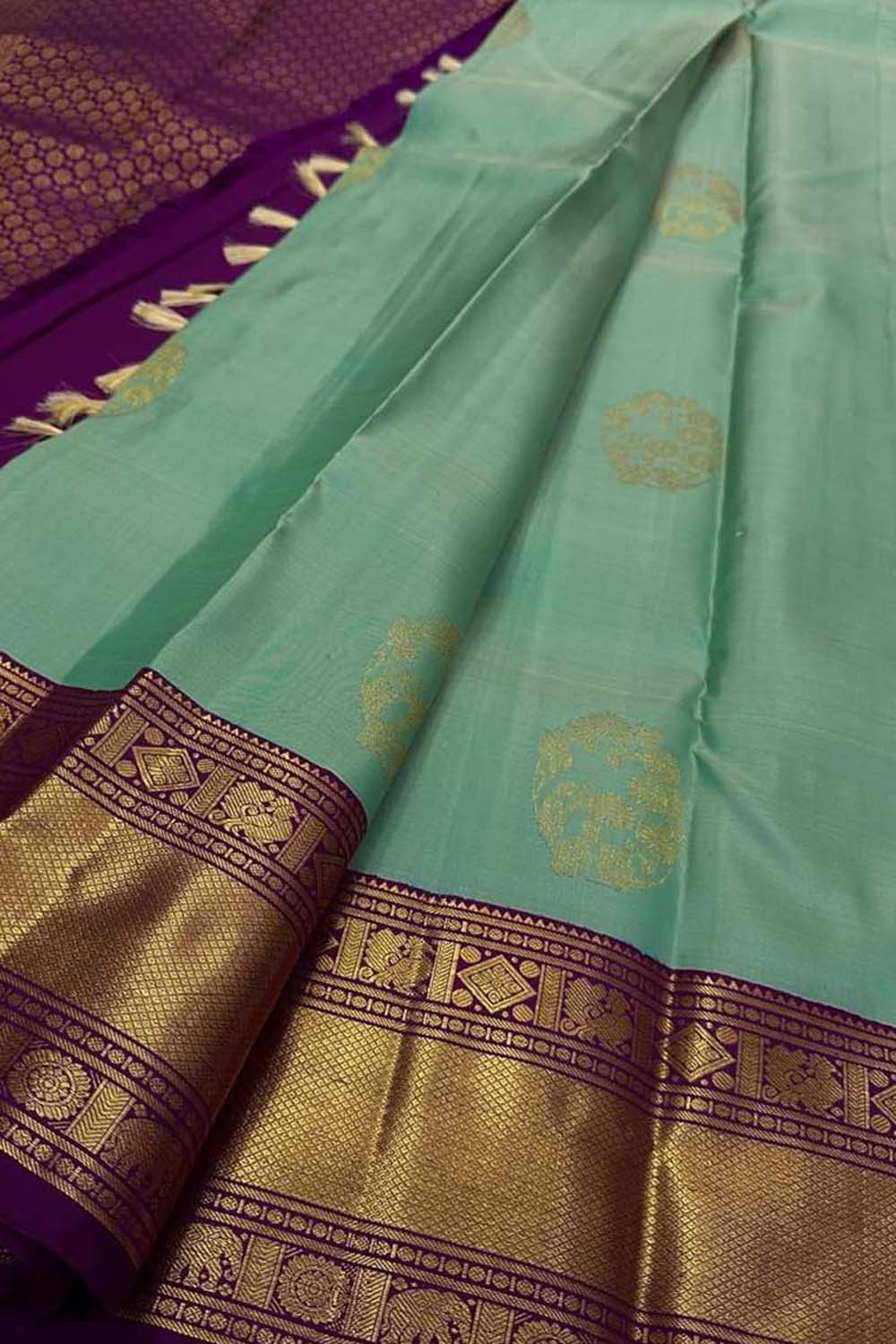 Green Handloom Kanjeevaram Pure Silk Saree - Elegant Choice - Luxurion World