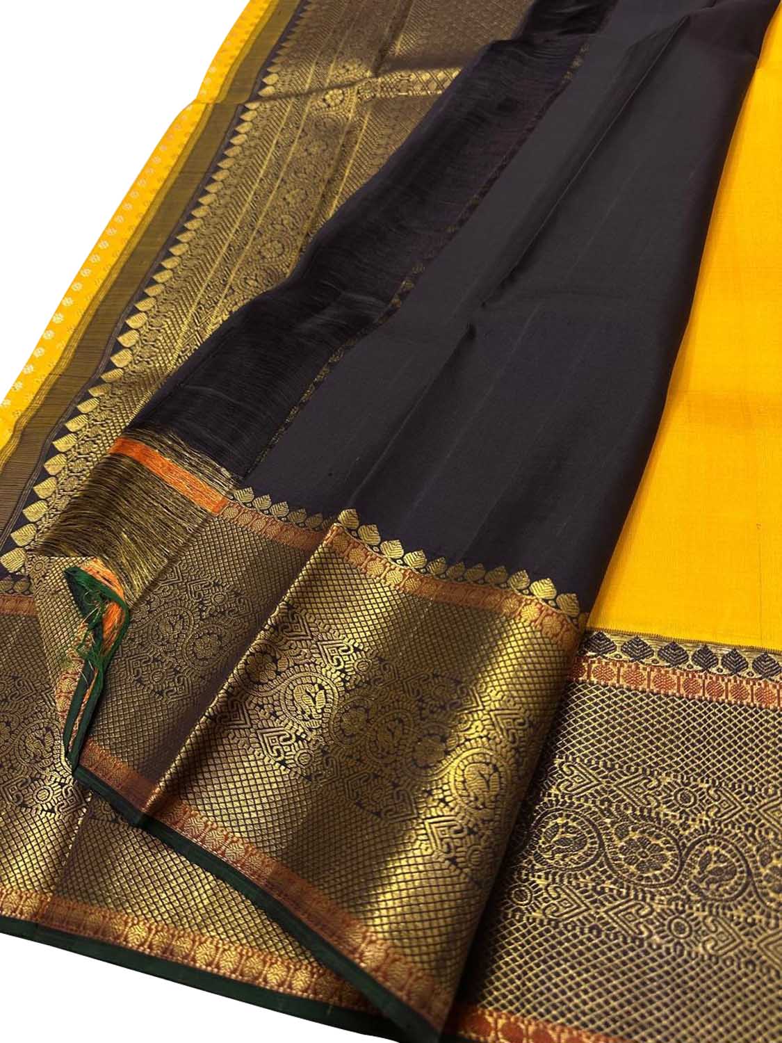 Yellow Handloom Kanjeevaram Pure Silk Saree - Elegant and Luxurious - Luxurion World